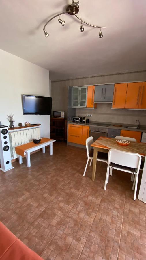 Damia 2 Apartment *